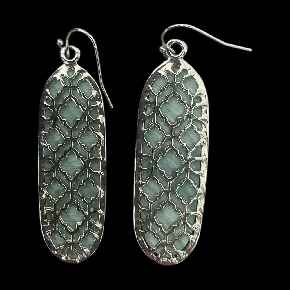 💖 Lovely Abalone Earrings 💖 - Picture 2 of 2